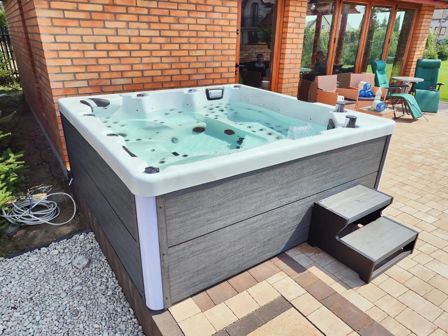 Как ухаживать за SPA-бассейном: очистка воды, фильтры и обслуживание